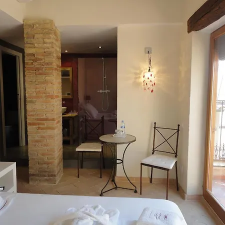 Rural Cal Torner Adults Only 3* Guiamets