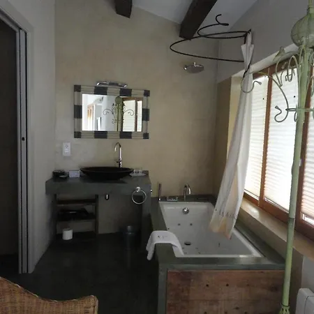 Rural Cal Torner Adults Only 3* Guiamets